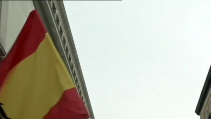 Las Femen irrumpen en un acto fascista en Madrid en plena Plaza de Oriente