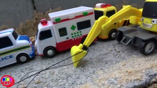 Lani Tayo the Little Bus toy accident & Excavators, Ambulance, Police car rescue toys play