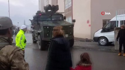 Hakkari’de yıldırım düştü: 2 şehit