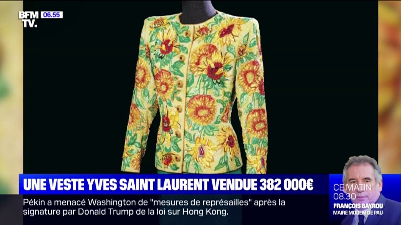 Cette veste Yves Saint Laurent s'est vendue 382.000 euros aux enchères
