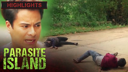 Jessie gets shocked after bumping into human slugs | Parasite Island