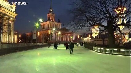 На коньках по ВДНХ