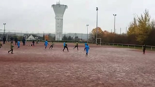 But de Luka Radovic dans le match Gargenville Stade B contre notre équipe de U10/U11 - équipe B1 (victoire 8 à 3 de nos jeunes samedi 23 novembre)