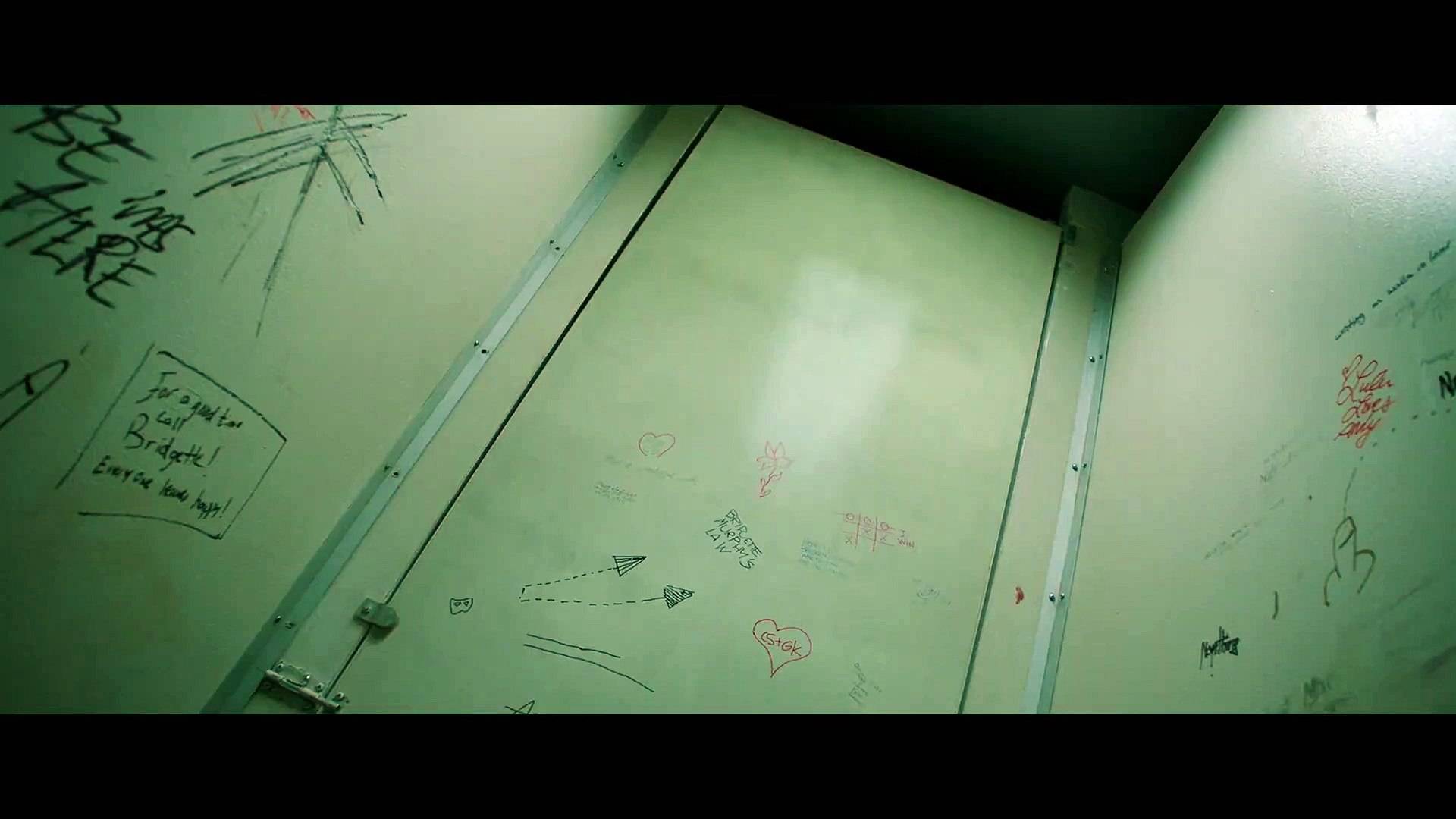 映画 It イット The End シャイニング へのオマージュシーン 動画 Dailymotion