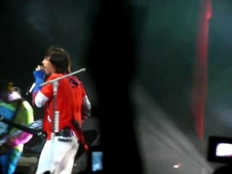 30 Seconds To Mars - R-volve [08.02.08 Zénith Paris]