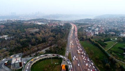 15 Temmuz Şehitler Köprüsü'nde trafik yoğunluğu drone ile görüntülendi