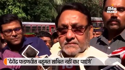 बाबा रामदेव की एक महिला के साथ फोटो सोशल मीडिया में वायरल की जा रही है