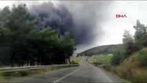 Fabrika alev alev yandı, duman gökyüzünü kapladı-2