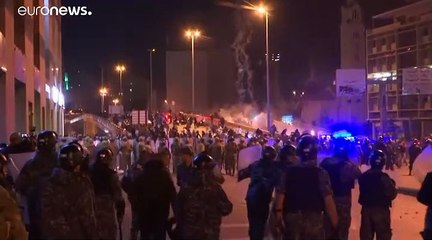 A Beiriut torna la protesta mentre il Paese è ancora in stallo politico