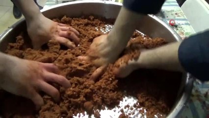 'En güzel ve en lezzetli çiğ köfte'yi yapabilmek için yarıştılar