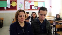 22 Yıllık Öğretmen Nuran Uçar'ın Öğretmenler Gününü Otizmli Oğlu Kutladı