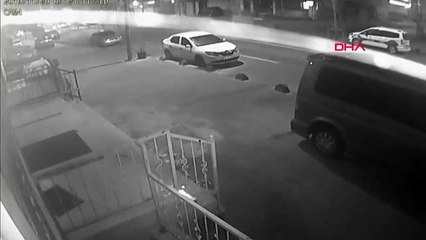 Arnavutköy'de devriye atan polislere rağmen hırsızlıktan vazgeçmediler