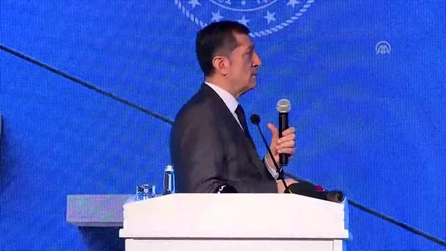 Ziya Selçuk: (Öğretmen Destek Noktası) Herhangi bir notlama olmaksızın öğretmenin gelişimi...
