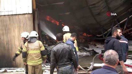 İzmir'deki büyük yangın kontrol altında