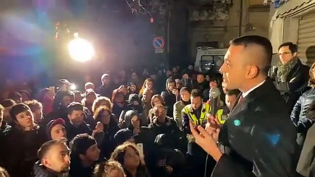 Di Maio a Valguarnera (Enna)- Prima di tutto abbiamo recuperato soldi per ridarv)