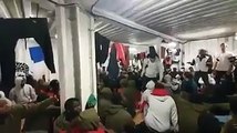 Salvini- Altri 213 presunti profughi sbarcati a Messina dalla solita Ong (24.11.)