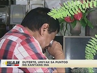 Duterte, umiyak sa puntod ng kanyang Ina