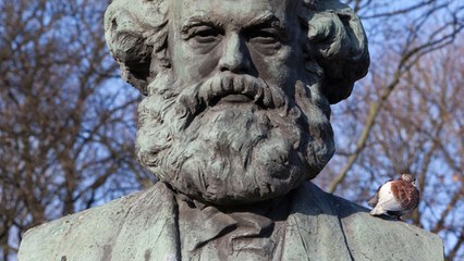 Tải video: Curiosidades sobre Karl Marx