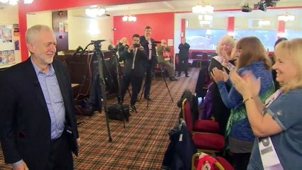 Jeremy Corbyn meets Waspi women in Derbyshire
