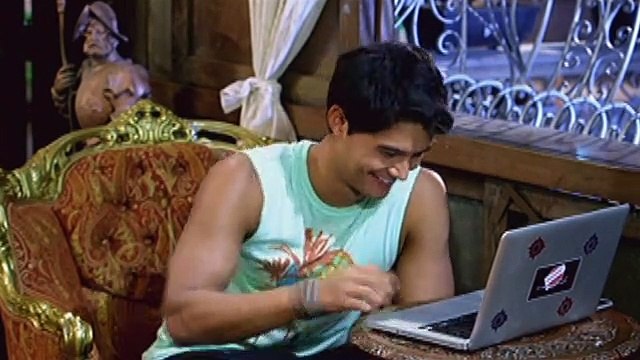 Pinang, napangiti sa regalong ibinigay ni Phil