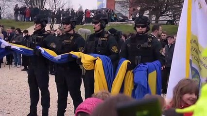 Bosna Hersek bayrağı Hum Dağı'nda göndere çekildi - SARAYBOSNA