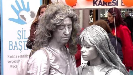 Kent Konseyi üyeleri "canlı heykeller" ile şiddete dikkat çekti - BALIKESİR
