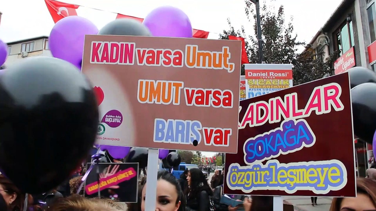 Kadına şiddetle mücadele için 'mor ve siyah balonlar' uçuruldu - EDİRNE