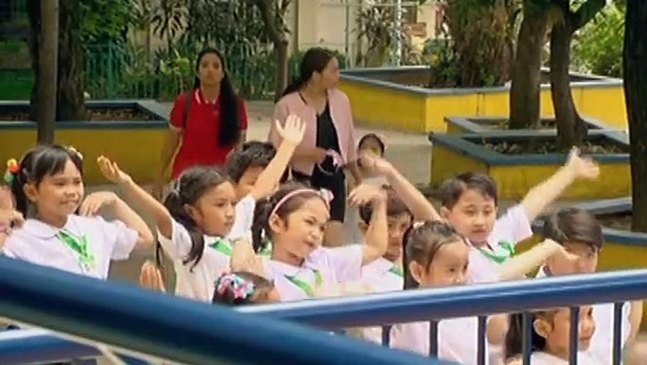 Sara, sumugod sa eskwelahan ni Becca