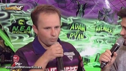 Monster Jam's Grave Digger goes to It's Showtime