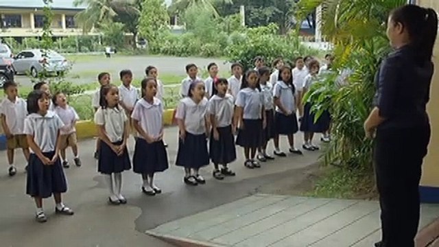 Makmak, tinuruan ng sayaw ang kanyang mga kaklase