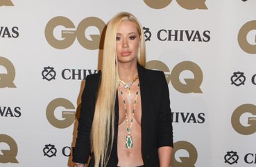Iggy Azalea asks fans to 'cut her some slack'