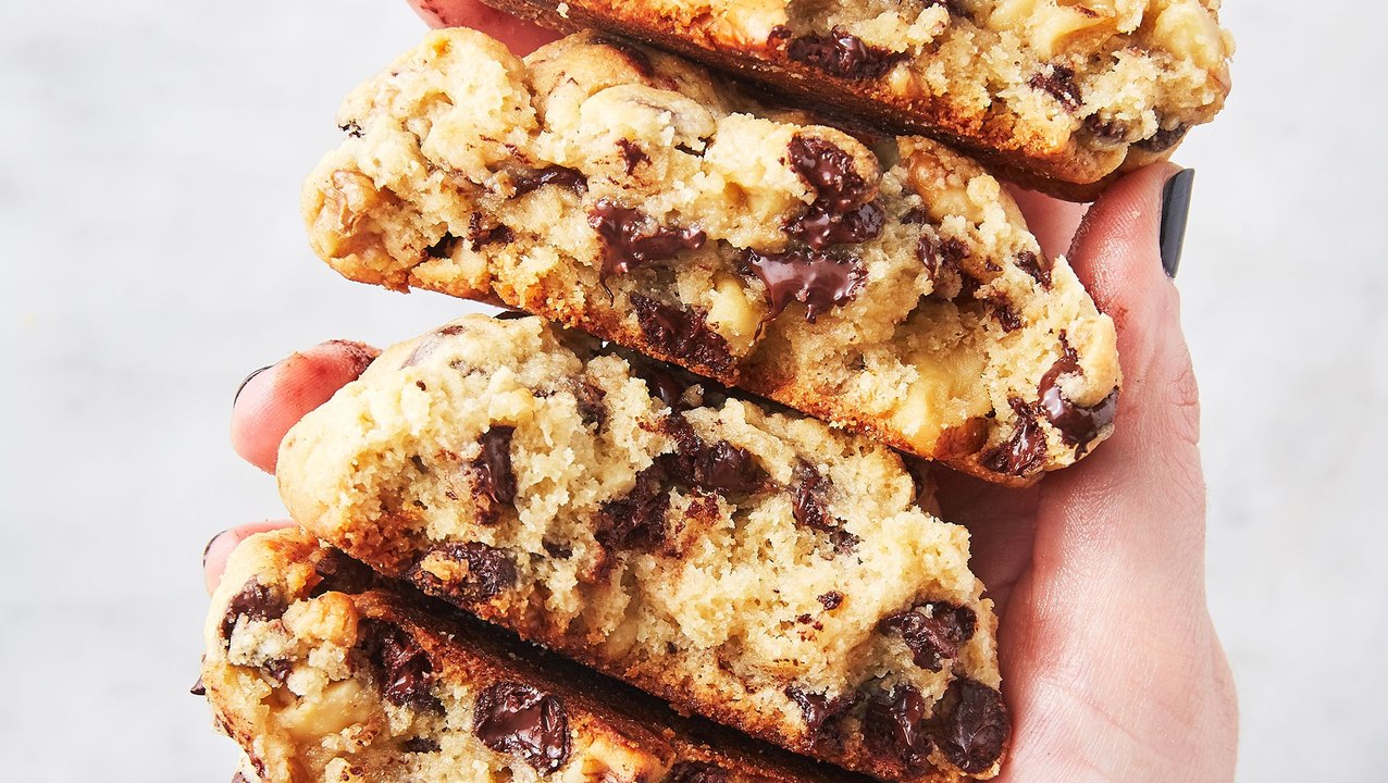 No Need To Wait In Line For These Copycat Levain Bakery Cookies!