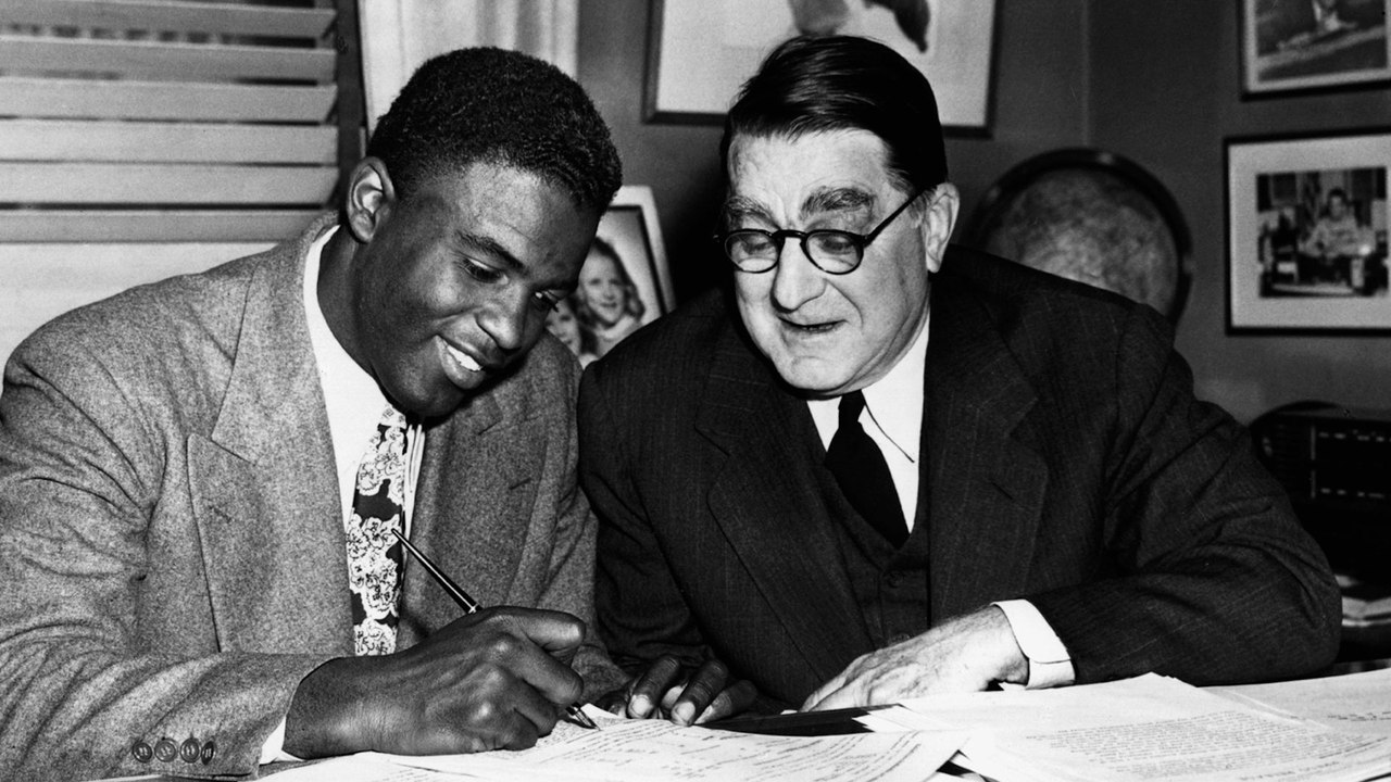 Jackie Robinson: Segregation and the Military - video Dailymotion