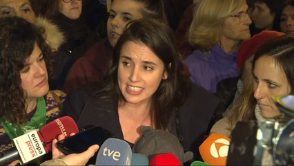 Montero sobre Vox: "Es cobarde, no se atreve a mirar a la cara a una víctima"