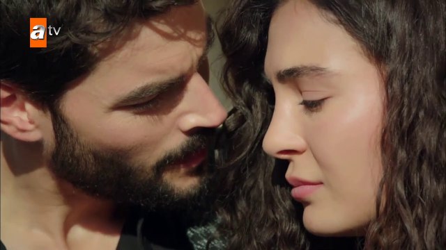 Part (1) المسلسل التركي زهرة الثالوث حلقة 21