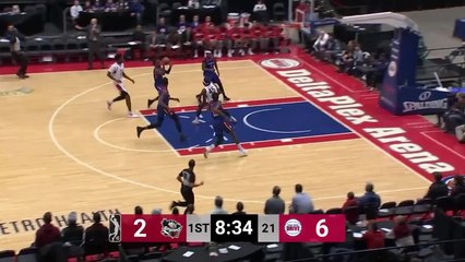 Josh Gray (20 points) Highlights vs. Grand Rapids Drive