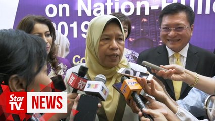 Descargar video: Zuraida: PKR has to accept MACC’s mistake