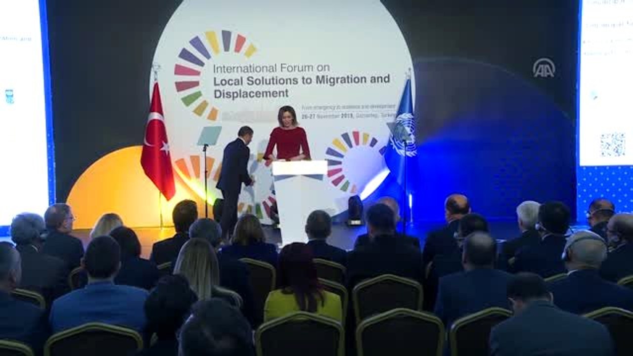 Cumhurbaşkanı Yardımcısı Oktay : "Uluslararası camia zirveye ulaşan göç sorunuyla ilgili üzerine...