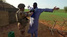 مقتل 13 عسكرياً فرنسياً في حادث تصادم مروحيتين بمالي