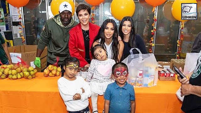 Kim, Kourtney & Kris Give Out Thanksgiving Meals At A Food Bank After Food Fight!