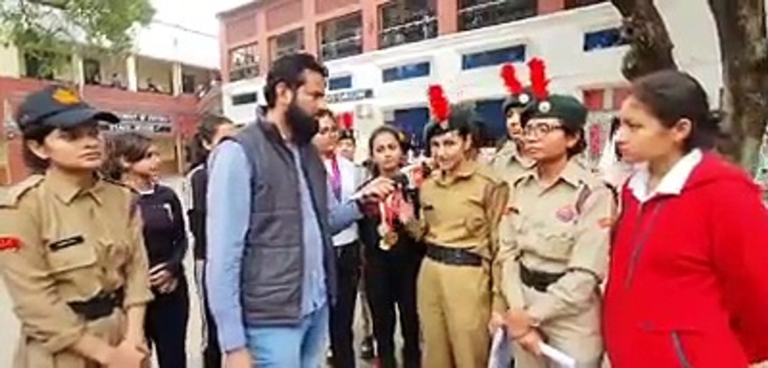 JammuKashmir Girls celebrates first Constitution Day after the Removal of #370