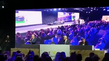 بـ3.4 مليون دولار.. بوغاتي تخطف الأنظار في معرض الرياض