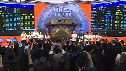 Bolsa de Hong Kong recibe eufórica a gigante tecnológico chino Alibaba