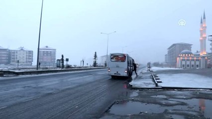 Kar yağışı hayatı olumsuz etkiledi