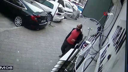 Çalacak bir şey bulamayınca semaveri çaldı...O anlar güvenlik kamerasında