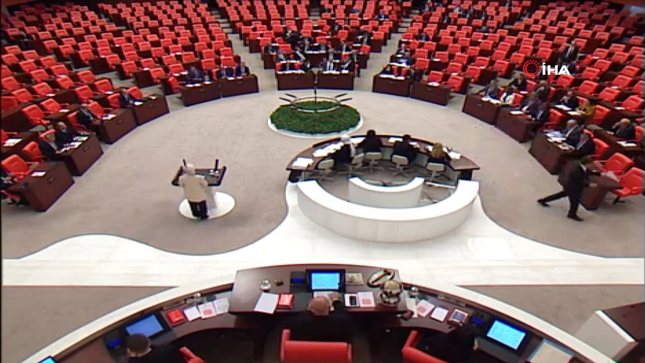 AK Parti MKYK Üyesi ve Erzurum Milletvekili Zehra Taşkesenlioğlu: “Bir anneden evladını ayırmak o anneyi diri diri mezara koymaktır”