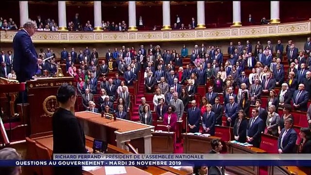 Les députés rendent hommage aux treize militaires français tués au Mali en observant une minute de silence à l'Assemblée nationale - VIDEO