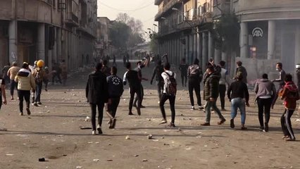 Irak'ta hükümet karşıtı gösteriler devam ediyor