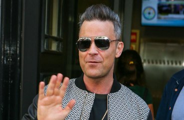 Robbie Williams cancels plans for Liam Gallagher boxing match
