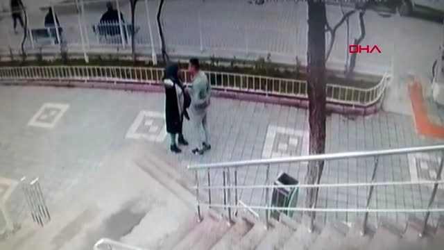 Sevgilisine müstehcen fotoğraflarla şantaj yaptı